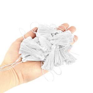 Borlas para Uniformes Ceremoniales de Alto Rendimiento Hechas en Pakistán, las Más Vendidas, con Material de Nailon/Poliéster, Opciones Personalizables - Product Image 1
