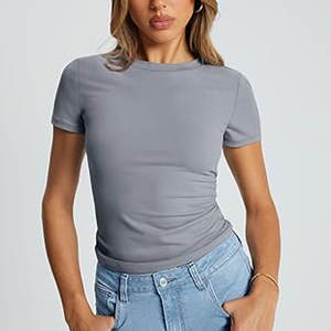 Camisetas Casuales de Corte Ajustado para Mujer a Precio Razonable, Camiseta Bella Canvas Tri-blend para Mujer - Product Image 1