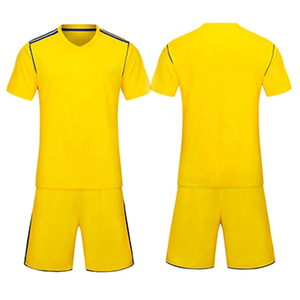 Ensemble de vêtements de football respirants personnalisés de haute qualité, vente en gros de maillots de football pas chers pour hommes et femmes - Product Image 1