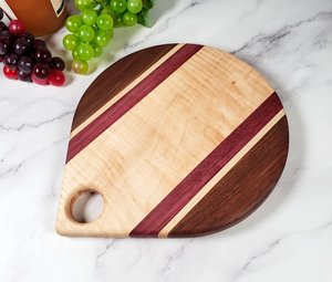 Planche à découper ronde en bois d'acacia Produit du fabricant de cuisine marron - Product Image 6