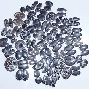 พลอยควอตซ์ธรรมชาติทรงหลวมดีไซน์สุดสร้างสรรค์สำหรับทำเครื่องประดับคู่ที่สมบูรณ์แบบ - Product Image 1