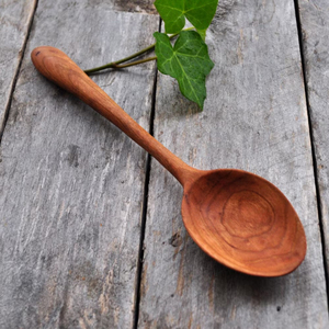 Nouveau bois de manguier cuisine et table cuillère de service couleur marron dernière conception cuillère à salade pour mariage et ustensile de cuisine fait à la main - Product Image 1