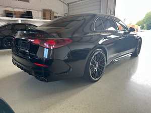 Mercedes-Benz Clase E E 53 AMG 2025 Automático Gasolina Turbo Faros LED Ruedas R19 Asientos de Cuero Euro VI 5 Plazas Sedán Panorámico - Product Image 4