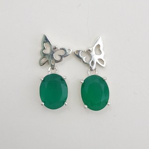 Pendientes de tuerca finos de Plata de Ley 925 para mujer Diseño de mariposa de ónix verde - Product Image 3