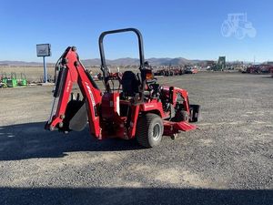 MASSEY FERGUSON GC1725M 24.5HP Subcompact Wheel Tractor 4WD Gear Drive Loader Remote Monitoring Durable Tractor - Product Image 2