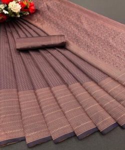 Elegante y Moderno Sari de Seda para Mujer en India para Fiestas - Emprende un Viaje por la Ropa Tradicional India - Product Image 2