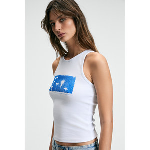ETHIQUET WIKENDS Camiseta sin mangas con cuello redondo y tiras gruesas en la parte delantera con detalle estampado para mujer - Product Image 3