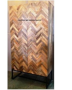 Armoire de rangement industrielle moderne et luxueuse en bois et fer de haute qualité pour l'école, la salle de sport et la salle à manger. - Product Image 3