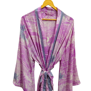 Kimono de verano de lujo para cubrir el bikini, bata larga de noche, Kimono Sari de seda reciclado vintage indio hecho a mano, - Product Image 1