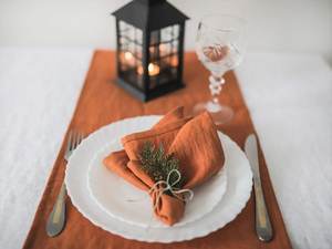 Serviettes en tissu carrées en coton biologique faites à la main, décorées avec des bords, pour mariage ou table de cuisine, lavables, personnalisables, Hankins Napkin - Product Image 5