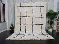 Alfombra Marroquí de Lana de Pelo Largo Hecha a Mano con Patrón Abstracto, Lavable, Antideslizante, con Base Anudada, Blanca y Negra, Venta al por Mayor OEM de Nitin Exports
