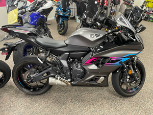 พร้อมส่ง รถมอเตอร์ไซค์ Yamaha YZF-R7 250cc ปี 2024 กำลังไฟ 1001-2000 วัตต์ ความเร็วสูงสุด >80 กม./ชม. มีสินค้าในสต็อก ใหม่ พร้อมการรับประกัน - Product Image 4
