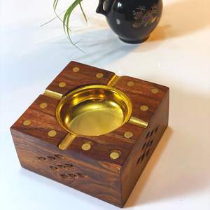 Cenicero cuadrado de madera hecho a mano, cenicero de madera artesanal para cigarros, cenicero artesanal de madera al por mayor - Product Image 4