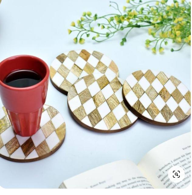 สีน้ำตาล