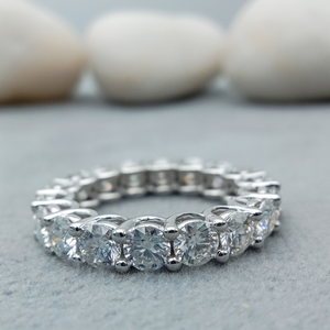 Luxurious Customized Moissanite Diamond Ring 925 Sterling Silver/WHITE 10K 14K 18K Gold Wedding Band for Engagement - Product Image 1