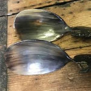 Meilleur vendeur indien en corne serveur à salade et corne article fait à la main personnalisé corne naturelle serveur à salade cuillère fourchette cuisine ustensile de service - Product Image 1