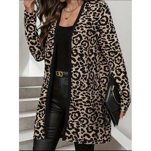Chaqueta modal con estampado de leopardo y manga larga para mujer, 30676 - Negro - Product Image 3