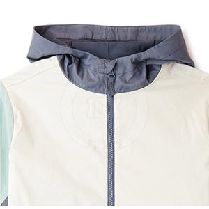 Avec Propre Votre Logo Jogging Porter Polyester Nylon Made Men Slim Fit Windbreaker Short Set Long Sleeve Windbreaker Shorts Set - Product Image 3