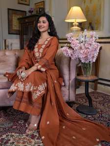 Designer Wear Comfortable Exclusively Designed Indian Pakistani Suit Rayon Slub Cotton Fabric Women's Reversible <b>Wedding</b> <b>Top</b> - Product Image 4