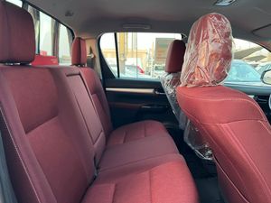 NUOVISSIMO TOYOTA HILUX (DOUBLE CAB) 2025 200-299 CV TRASMISSIONE MANUALE - Product Image 5