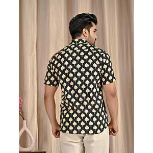 Chemise décontractée pour homme 100% coton avec col montant, respirante, en popeline, manches courtes, imprimée, noire - Product Image 6