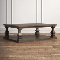Table basse Modèle de table classique en bois de teck de style antique traditionnel pour les salles de détente et les salons