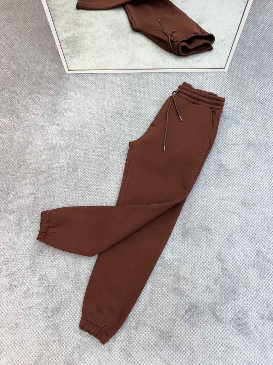 สีน้ำตาล