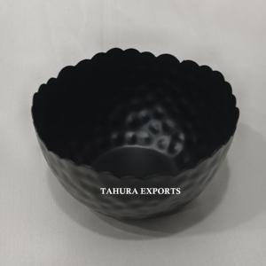 Tazón Curvo de Metal Negro con Forma Simple y Estructura Duradera, Apto para Servir y Almacenar Artículos Diarios en Tamaños Personalizados - Product Image 3