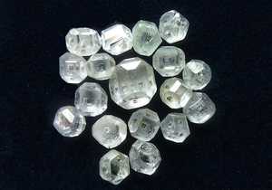 1,5 Ct Color D Incoloro Redondo Brillante Excelente Corte Diamante cultivado en laboratorio-Claridad VVS2, Certificado IGI - Product Image 6