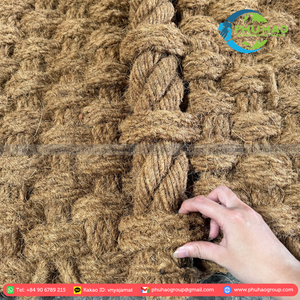 Eleve la seguridad en su hogar con NON SLIP / PALM MAT una alfombrilla versátil hecha de fibra de coco perfecta para entradas y pasarelas - Product Image 4