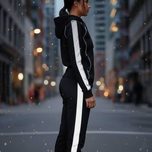 Ensemble de survêtement en velours noir pour femme, sweat-shirt en coton lourd, pantalon de jogging, streetwear au-dessus du genou, coupe ajustée - Product Image 4