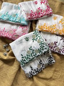 ผ้าส่าหรีผ้าไหมเนื้อนุ่มแบบดั้งเดิมจากนักออกแบบชาวอินเดียซึ่งมีงานปักที่สวยงามงานแต่งงานของนักออกแบบและงานเลี้ยง - Product Image 3