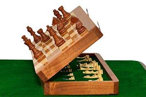 กระดานหมากรุกไม้อะคาเซียพับได้คุณภาพสูงสำหรับผู้ใหญ่ที่มีชิ้นหมากรุกไม้และไปเล่นเกมเพื่อใช้ตกแต่ง - Product Image 5