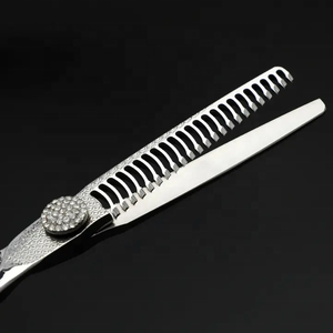 Ensemble de ciseaux de coiffeur professionnels de haute qualité Logo personnalisé Salon de coiffure coupe de cheveux et ciseaux à effiler Type de beauté - Product Image 4