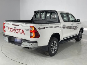 Hilux 2024 Automática 4.1-6L Gasolina/Petróleo SUV en Venta, 50001-75000 Millas, Emisión Euro II, Asientos de Cuero, Techo Solar - Product Image 3