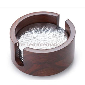 Sous-verres ronds en bois, design admirable et durable, lot de 6, thème royal - Product Image 3