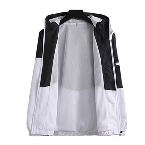 เสื้อแจ็คเก็ตวินด์เบรกเกอร์สำหรับผู้ชาย ผลิตจากโพลีเอสเตอร์ กันน้ำ ออกแบบเพื่อความสบายและการฝึกซ้อมกลางแจ้ง มีจำหน่ายแล้ว - Product Image 2