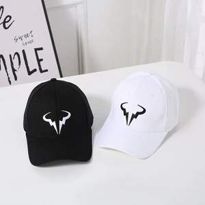 Casquette de baseball classique unisexe avec logo brodé pour hommes et femmes - Product Image 4