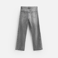 Jean en denim évasé pour homme 100% coton, délavage foncé/clair, cinq poches, ourlet asymétrique, fermeture éclair, boutonnière supérieure, fabriqué au Bangladesh