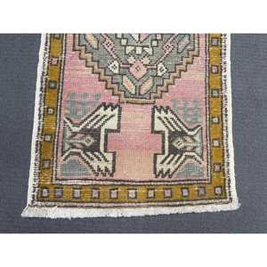 พรมตุรกี 1.7x3.1 ฟุต (53x94 ซม.) สีชมพูลายจุด พรมวินเทจ - Product Image 4