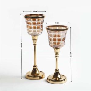 เชิงเทียนทองคุณภาพสูงขายส่งสำหรับตกแต่งบ้านและสำนักงาน งานแต่งงาน งานเลี้ยง งานอีเว้นท์ ผลิตในอินเดีย ขายส่ง - Product Image 3