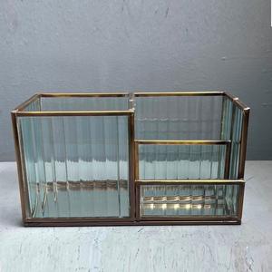 Organisateur de table décoratif pour organiser les cosmétiques, les bijoux et le maquillage - Product Image 3