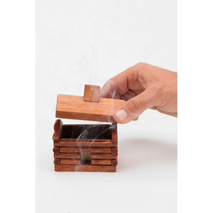 Brûleur d'encens en bois tribal rustique avec des symboles sculptés uniques pour le temple de la maison, l'atmosphère spirituelle et traditionnelle - Product Image 3