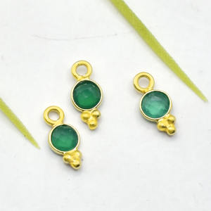 จี้ทรงกลมประดับออนิกซ์สีเขียว ชุบทอง ทำมือ ของขวัญแทนใจ ขายแยกชิ้น - Product Image 2