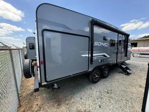 รถบ้านรุ่นใหม่ V-E-N-T-U-R-E RV S-O-N-I-C 220VRB ปี 2024 สมรรถนะสูง พร้อมจำหน่าย - Product Image 6