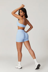 Soutien-gorge de sport pour femme Ice Blue Ivanna, col carré, bretelles spaghetti, respirant, écologique, grande taille, devant pour le sport - Product Image 3