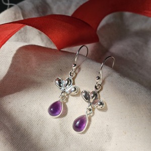 Pendiente de plata con piedras preciosas de lágrima de amatista elegante pendiente de piedras preciosas de plata - Product Image 4