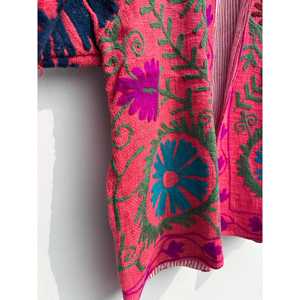 Handmade Hand-Stitched Ladies Blazer Embroidered Suzani <b>Jacket</b> <b>Kantha</b> Quilt Floral Fabric Reversible Cotton Filling Customizable - Product Image 4