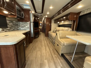 Autocaravana/RV para Vacaciones 2025 2024 2026, Modelo R-a-m-b-l-e-r 36D 2018, Remolque de Viaje - Product Image 3