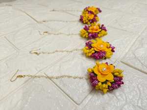 Maang Tikka floral amarillo | Joyería de flores de boda india para Haldi, Mehendi | Regalo de dama de honor y accesorio nupcial - Product Image 6